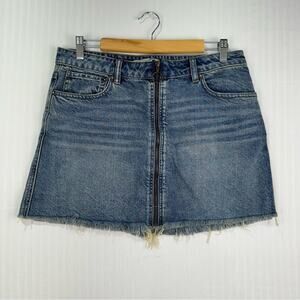 We The Free Distressed Denim Micro Mini Jean Skirt Women’s Size 30 Full Zip Y2K